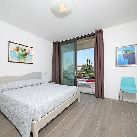 T14 Apartment